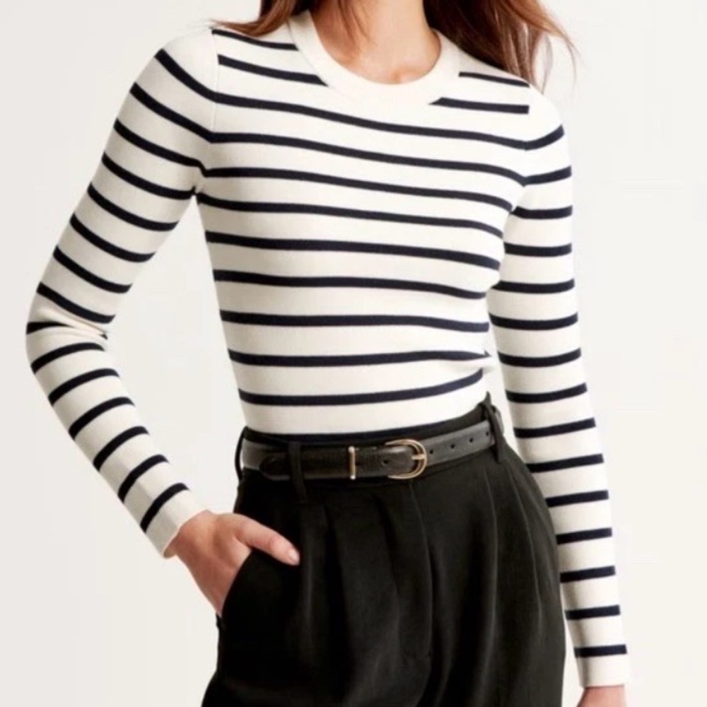 Abercrombie & Fitch Cozy Slim Crew Sweater Top Navy White Stripe Nautical XS - Picture 2 of 11
